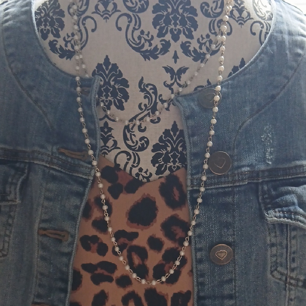 Elegant Silver Beaded Necklace